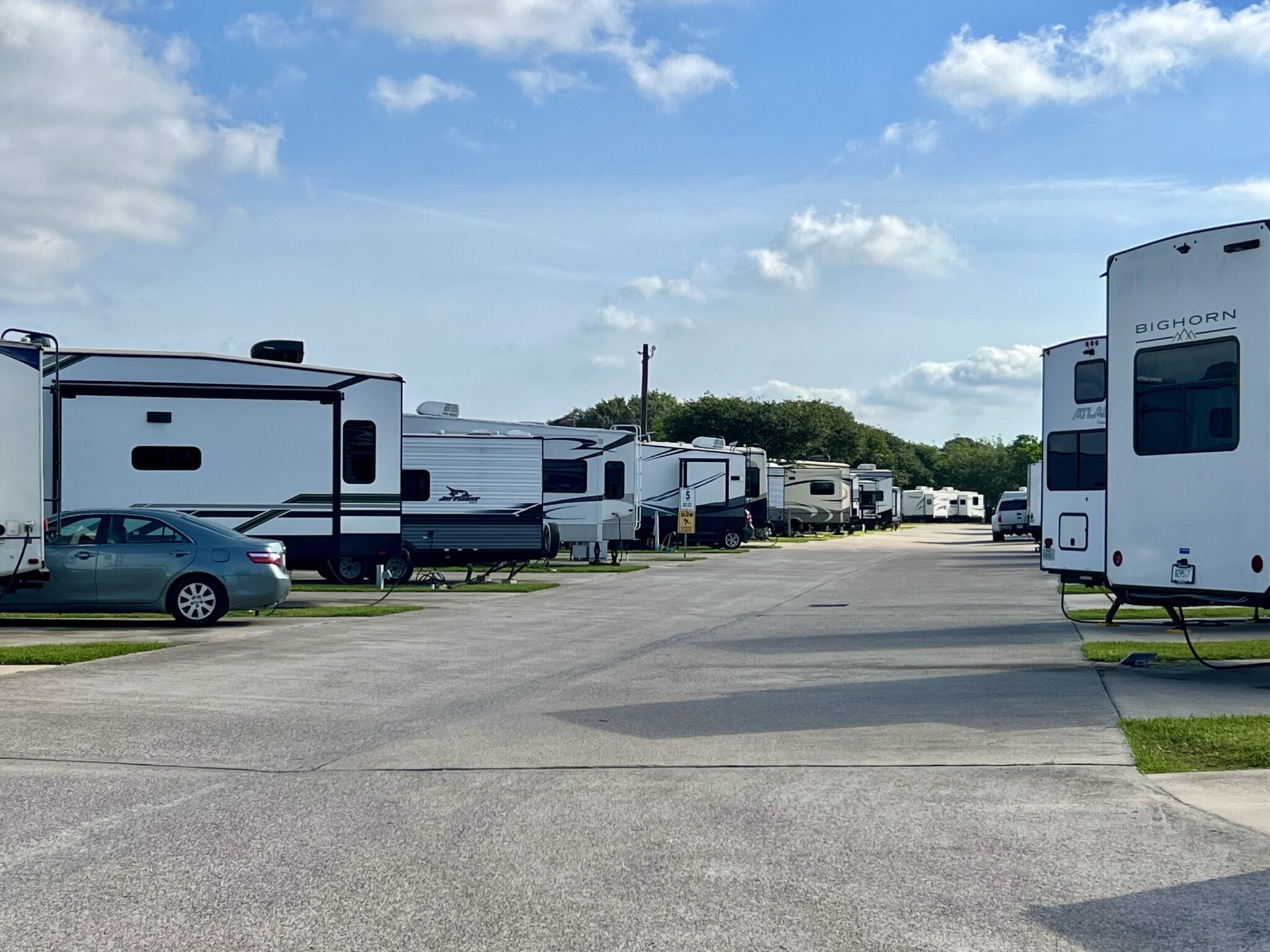 Full Hookup RV Sites